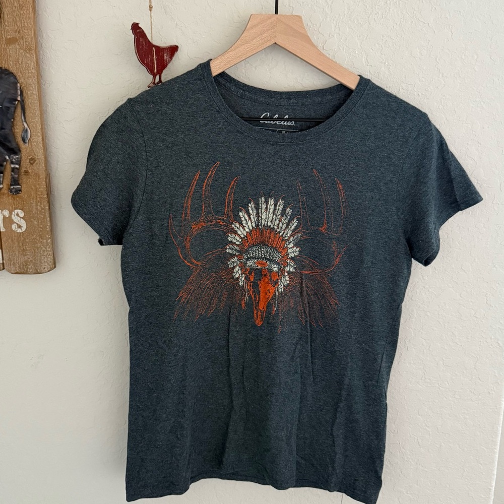 Cabela’s Deer Warrior Skull Women’s Short Sleeve Tee Heather Navy Medium
